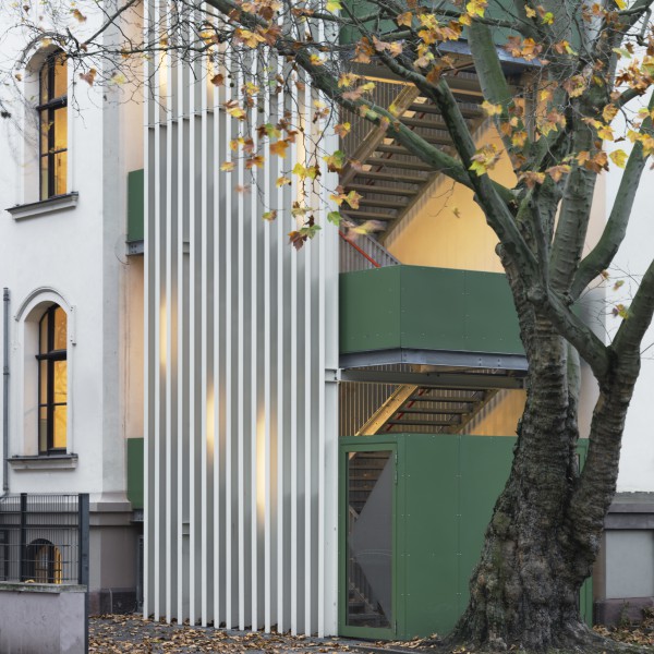 Comeniusschule Fluchttreppe &ndash; Lichtplanung Hannover