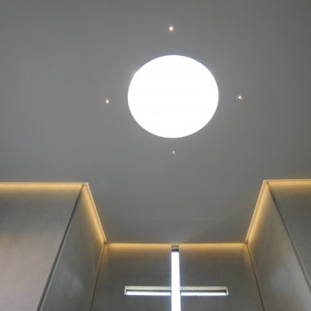 Neubau einer Kapelle mit Kolumbarium in Ehmen / Wolfsburg &ndash; Lichtplanung Hannover